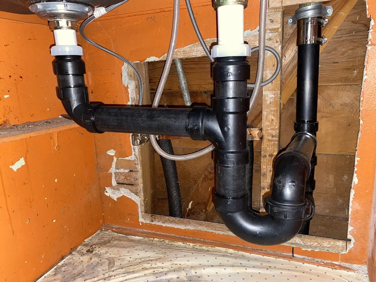 Professional Pipe Bursting equipment and tools on the job in Moorefield